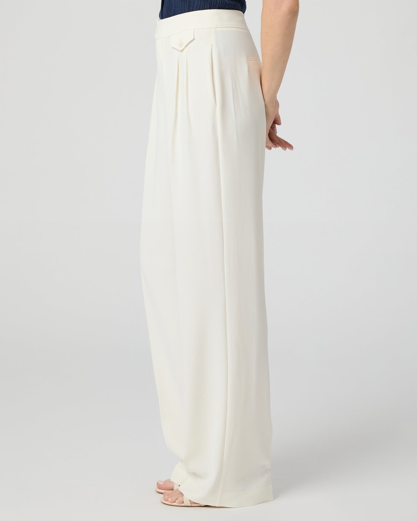 Brigida Pant - Bone 00