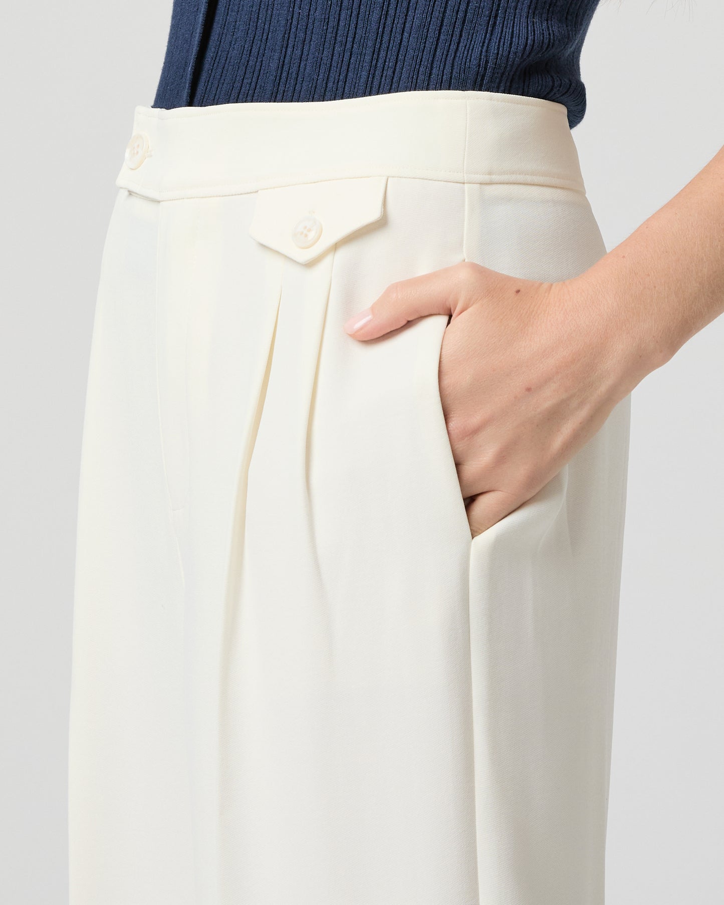 Brigida Pant - Bone 00
