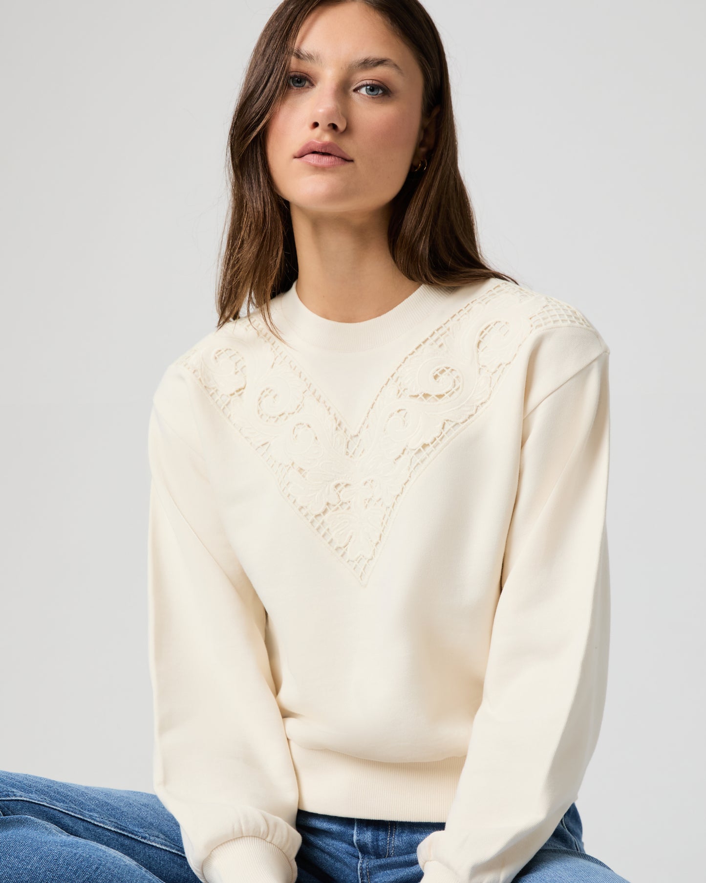 Nimona Sweatshirt - Antique White XXS