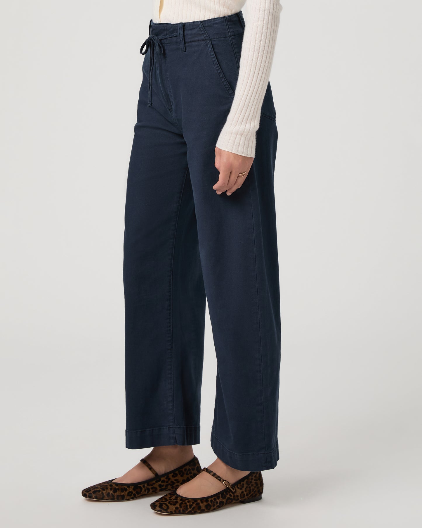 Arellia Ankle Barrel Leg Jean - Vintage Navy Seascape 23