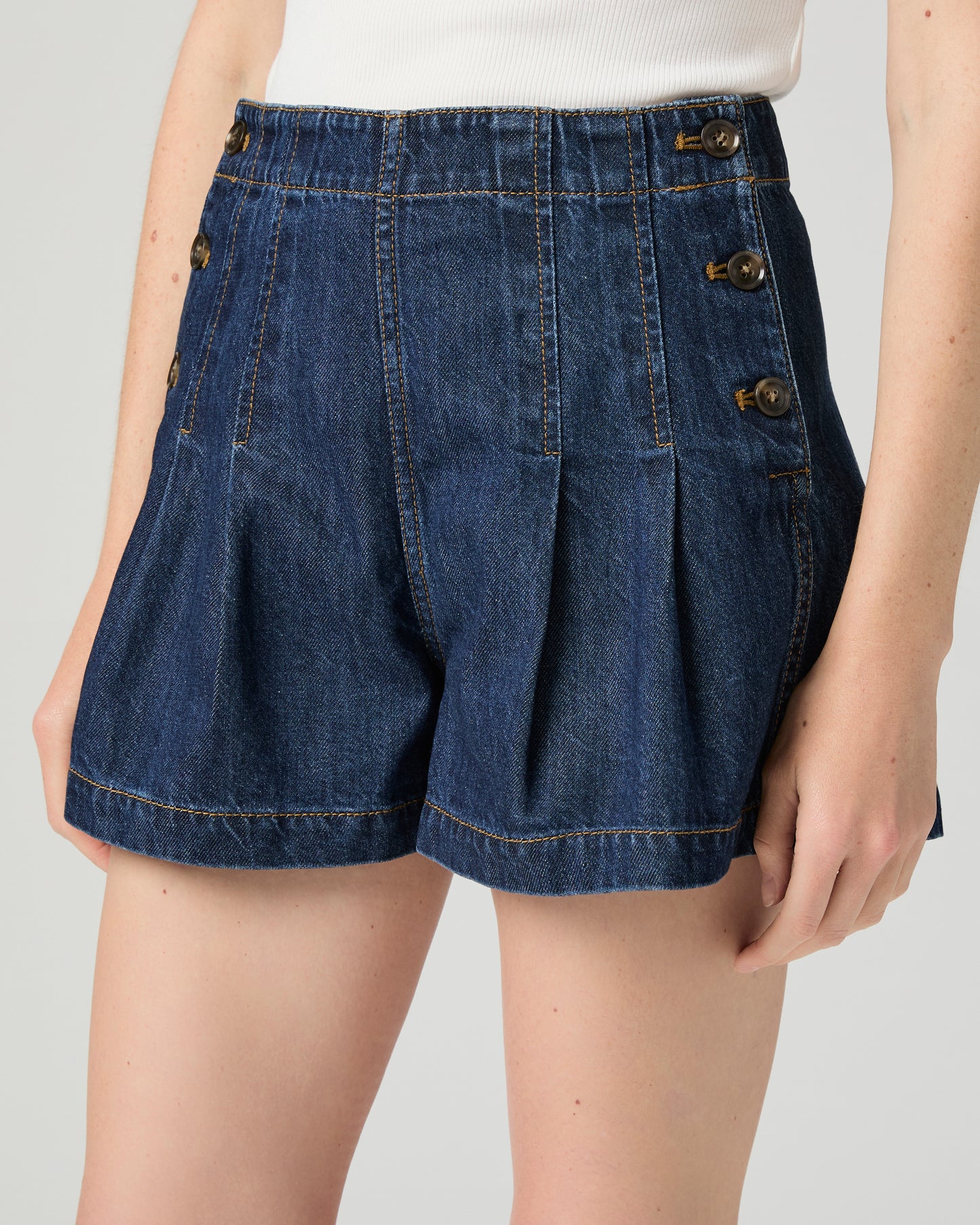 Chleo Short - Splendor 23