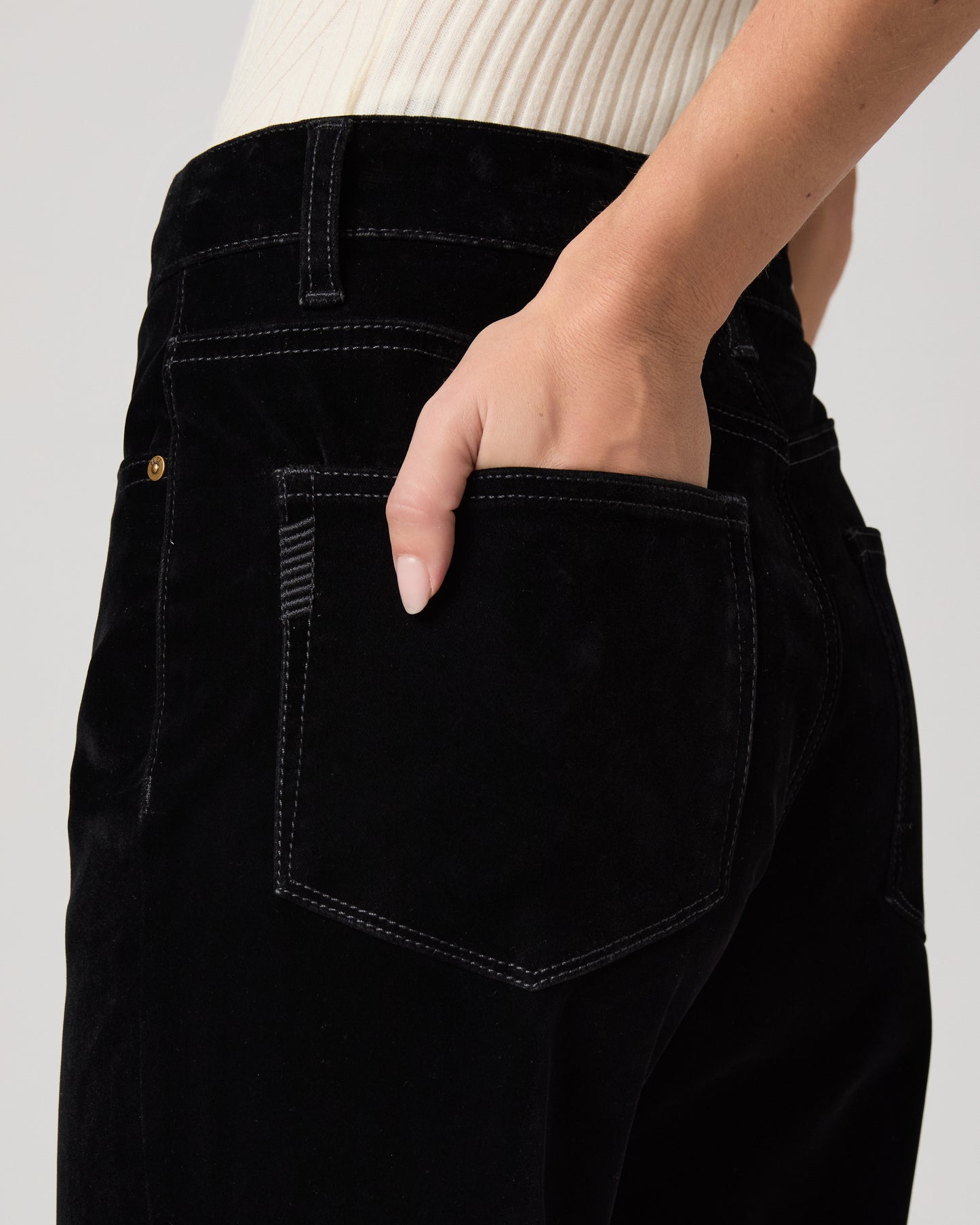 Stevie Straight Pant - Onyx Rich Velvet 23