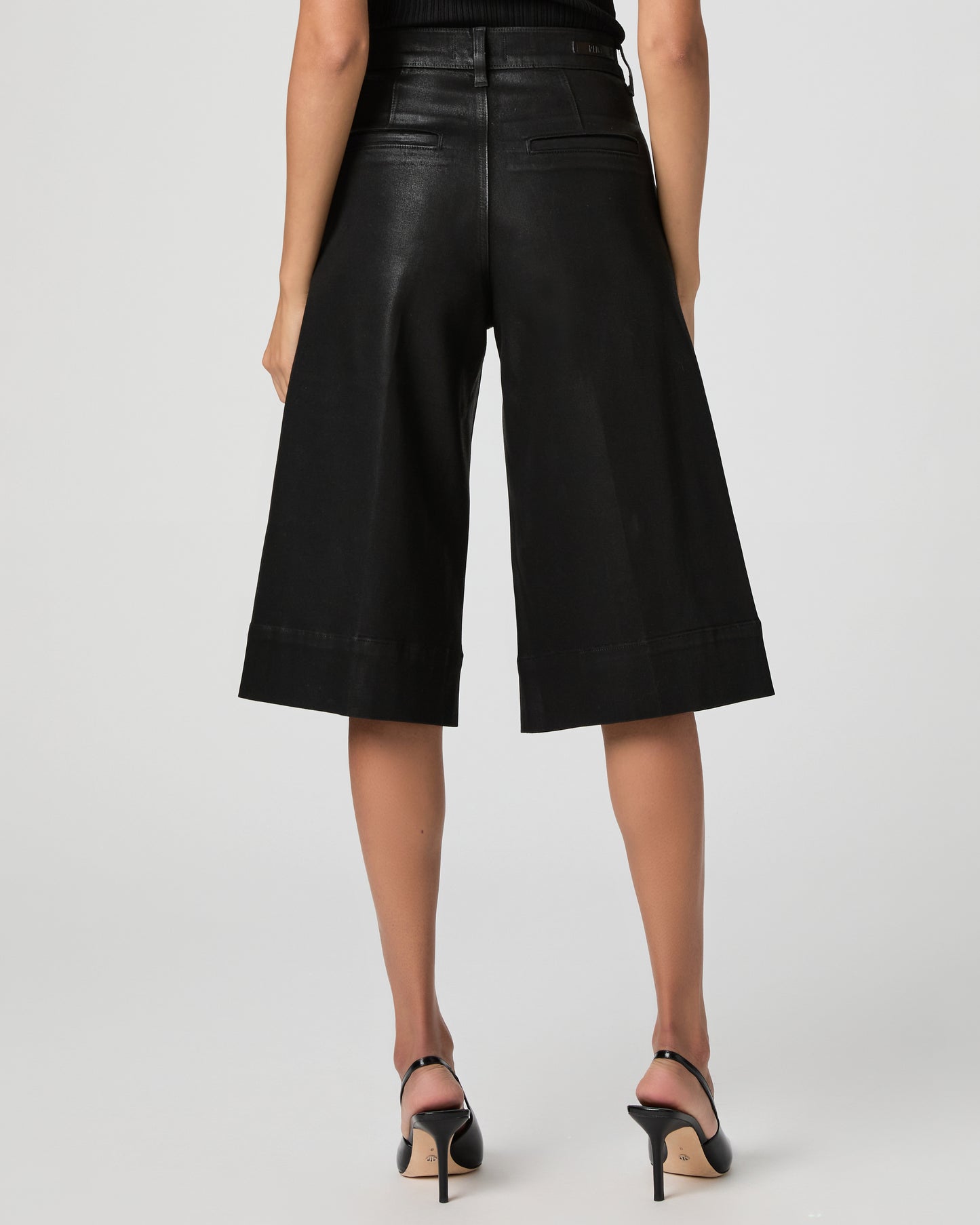 Eva Short - Black Fog Luxe Coating 23