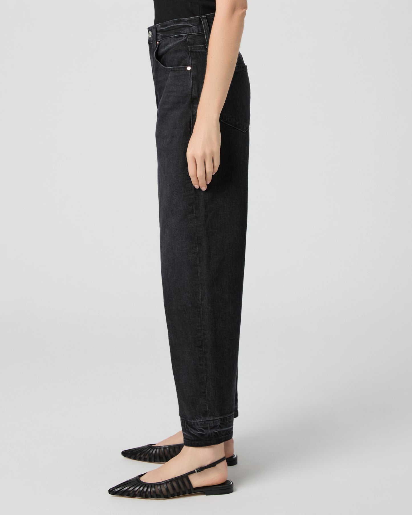 Arellia Ankle Barrel Leg - Black Void 23