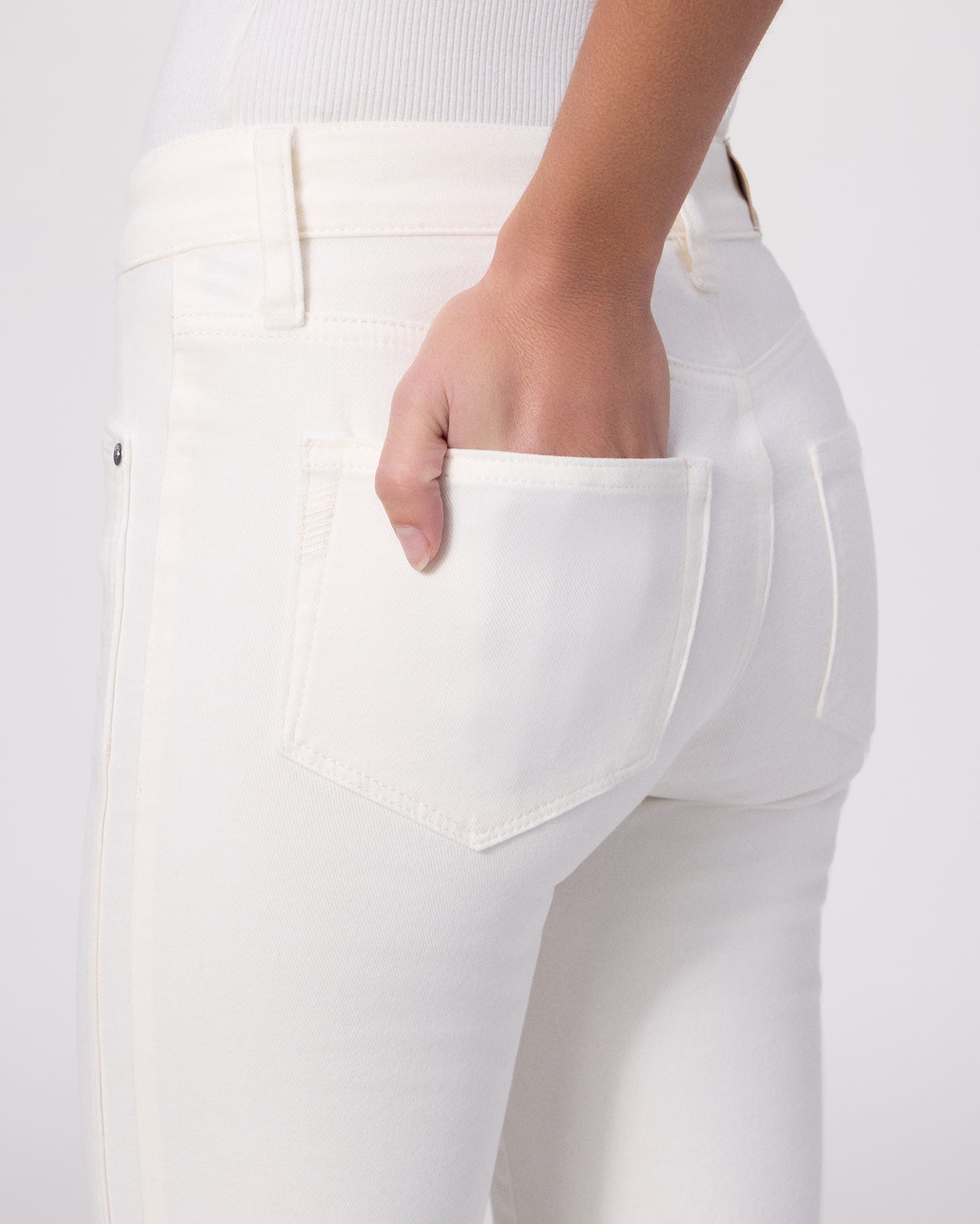 High Rise Laurel Canyon 32 Inch Bootcut - Tonal Ecru 23