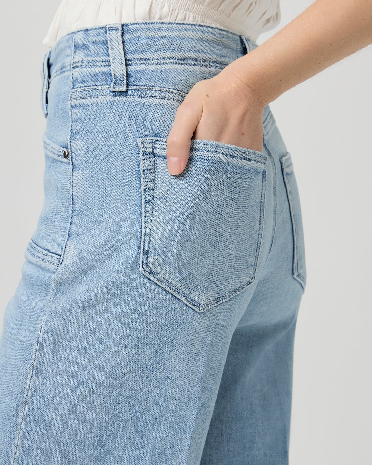Anessa Wide Leg Jean - Shooting Star 23