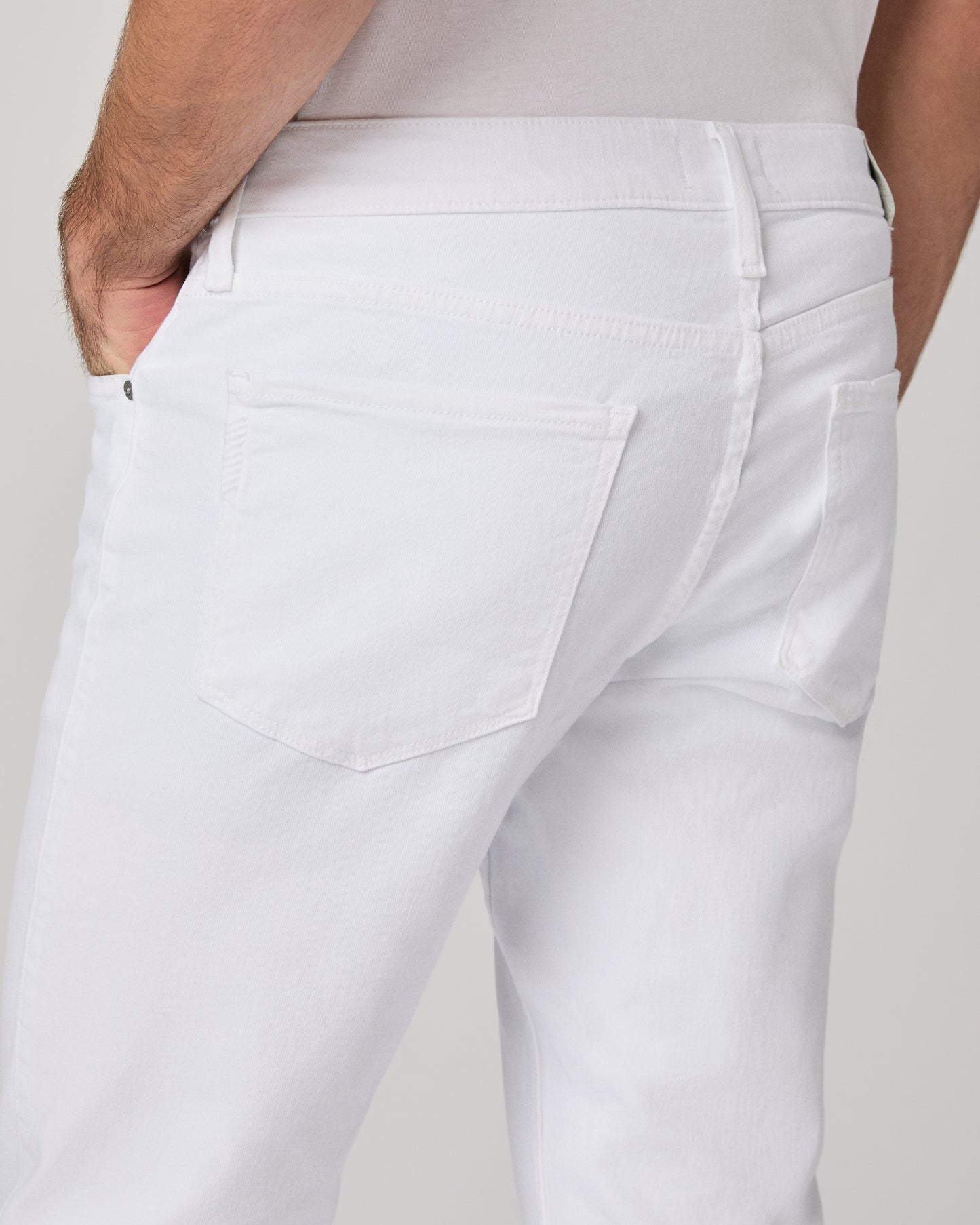 Normandie 32 Inch Straight Jean - Crisp White 28