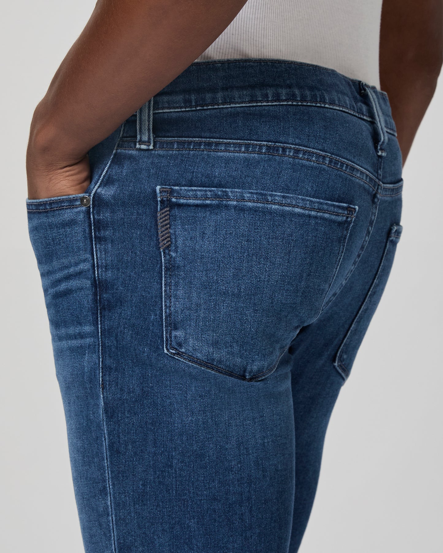 Transcend Vintage Lennox Slim Jean - Bartol 28