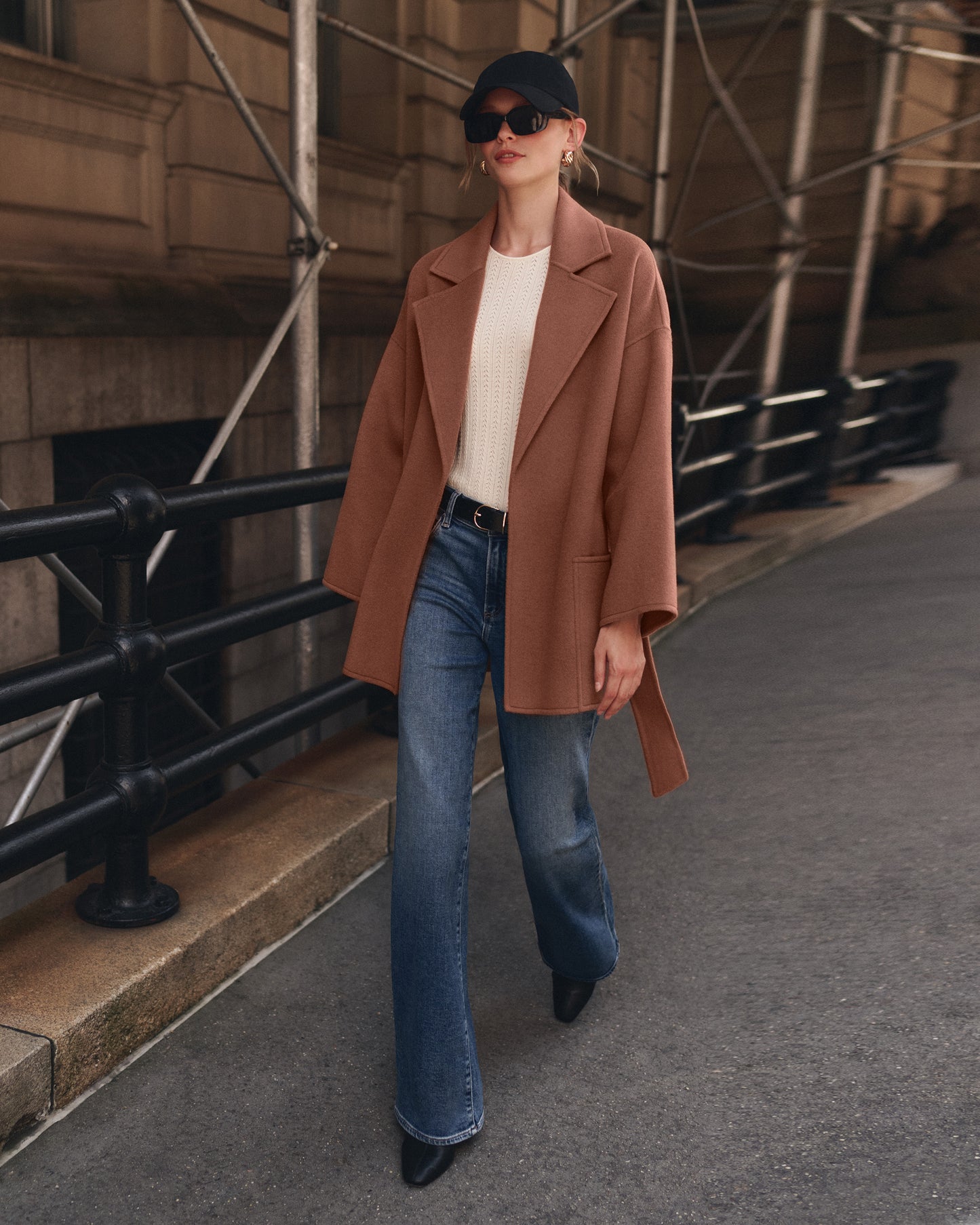 Alis Top - Antique White