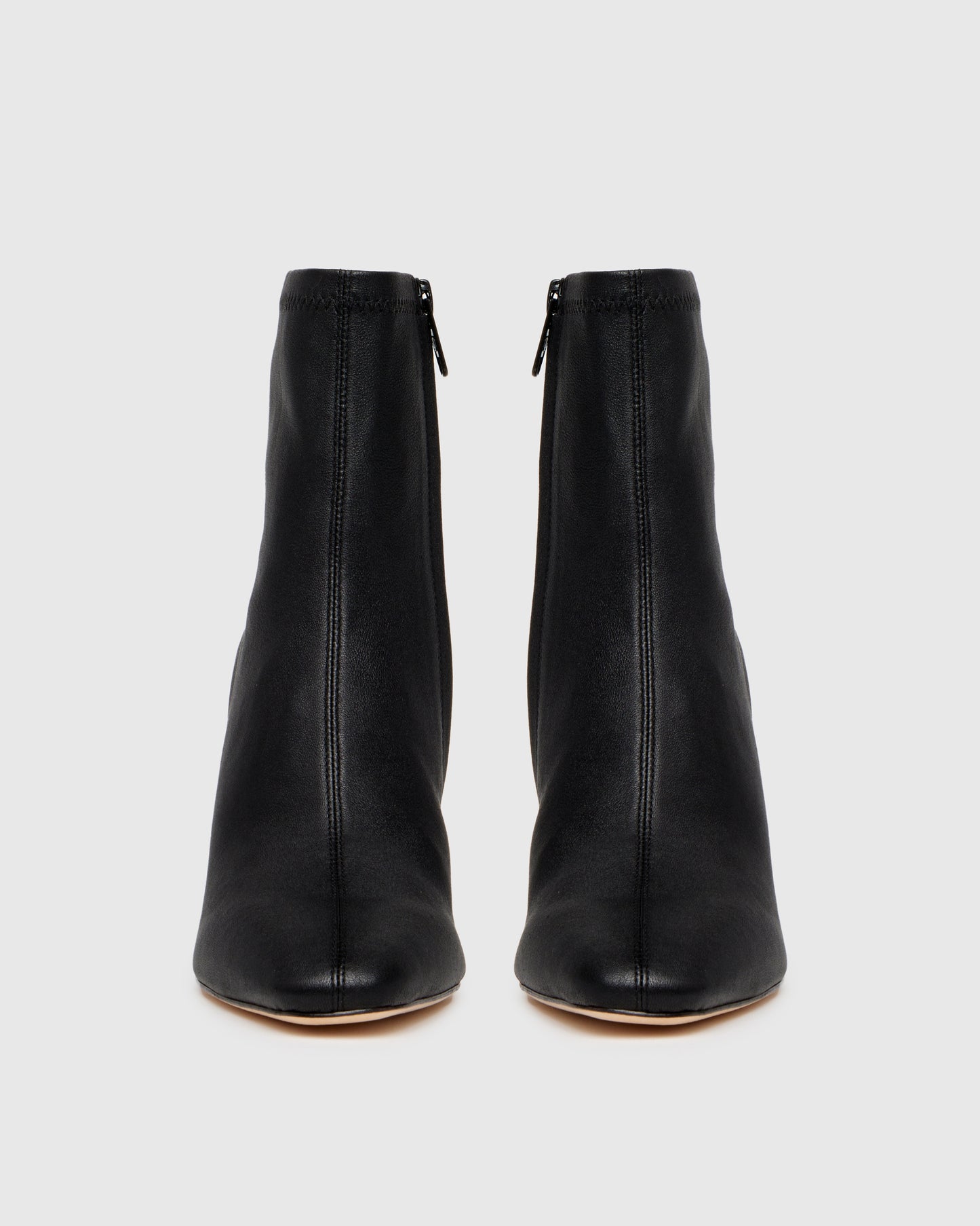 Pax - Black 5