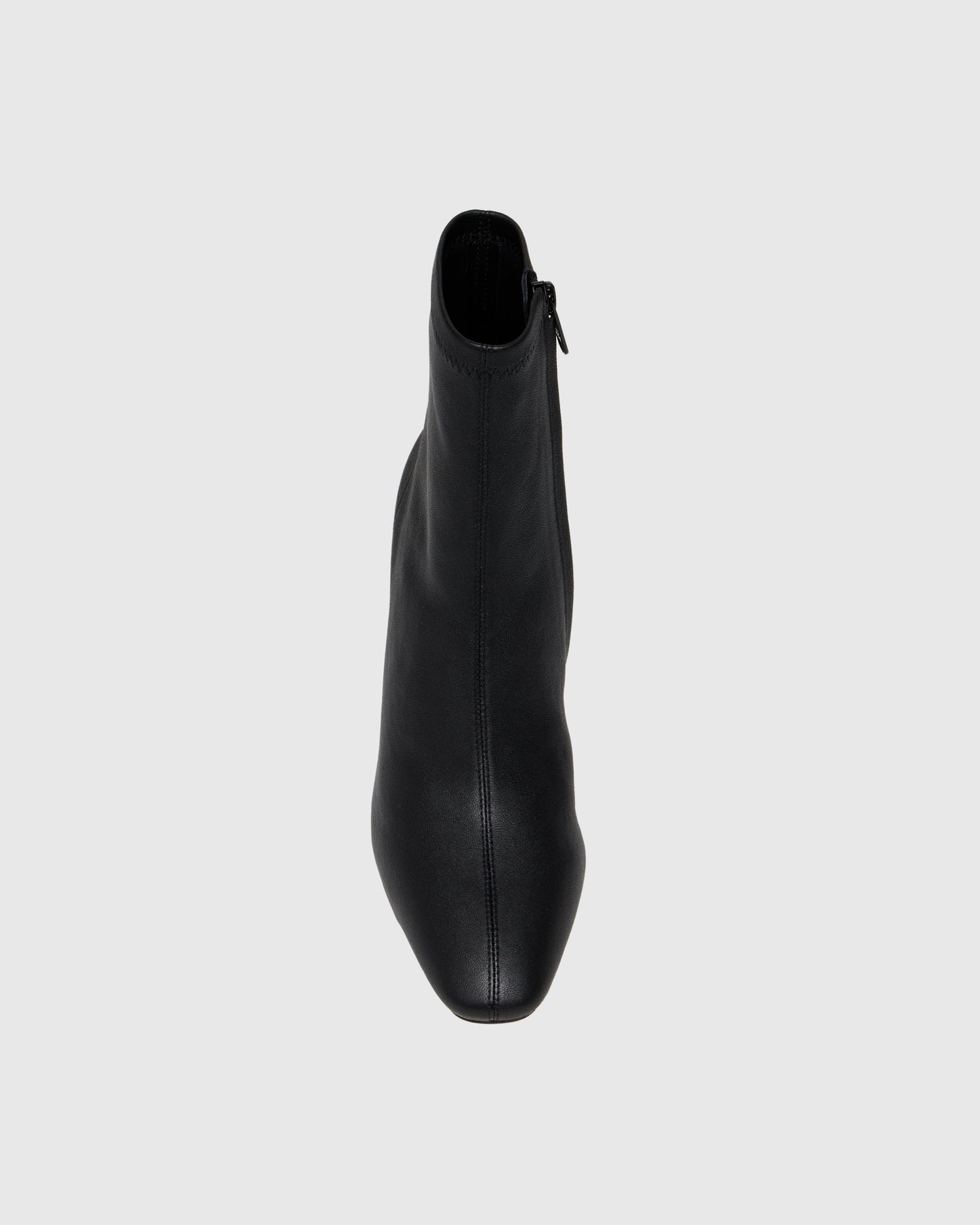 Pax - Black 5