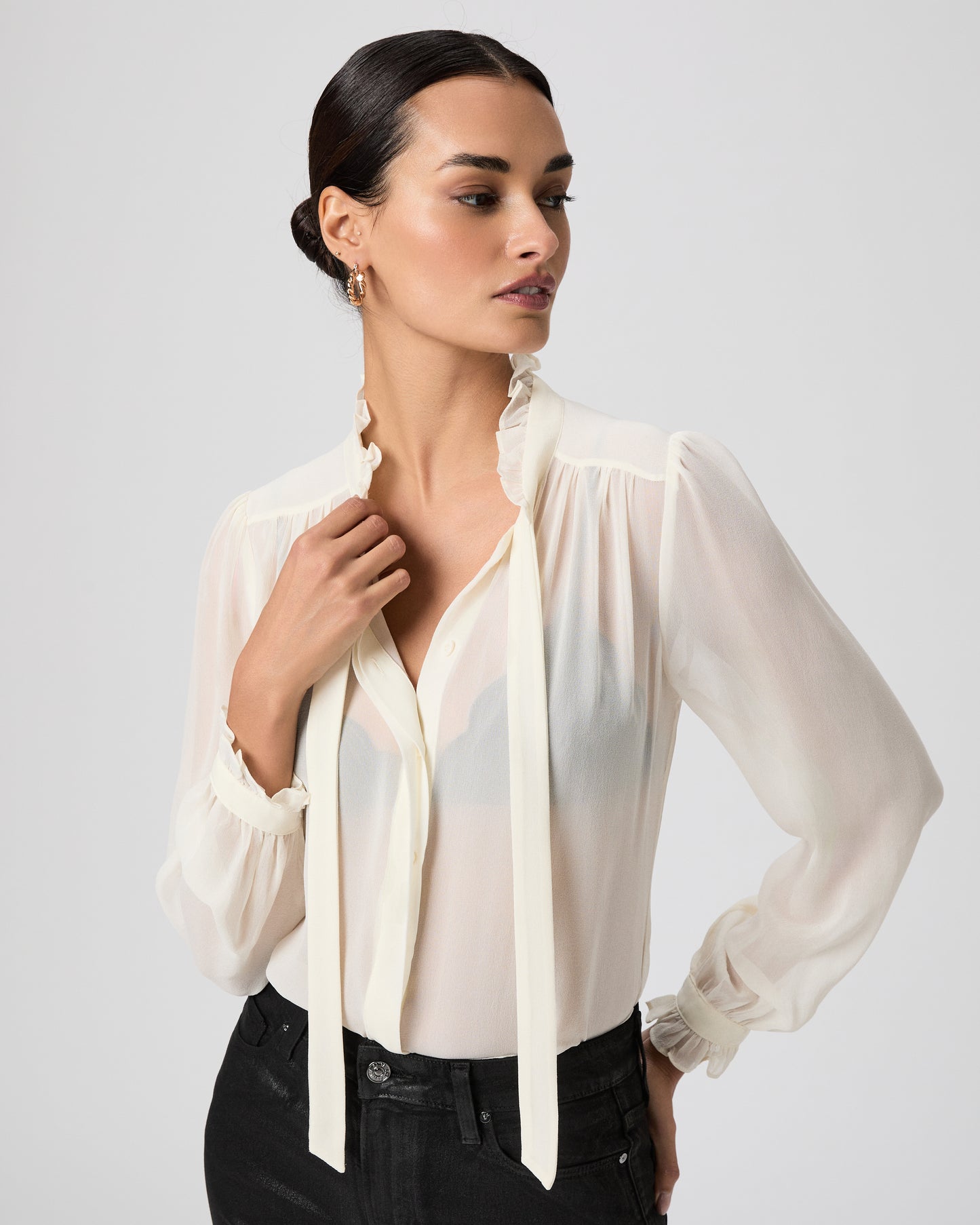 Leya Blouse - Antique White Silk XXS