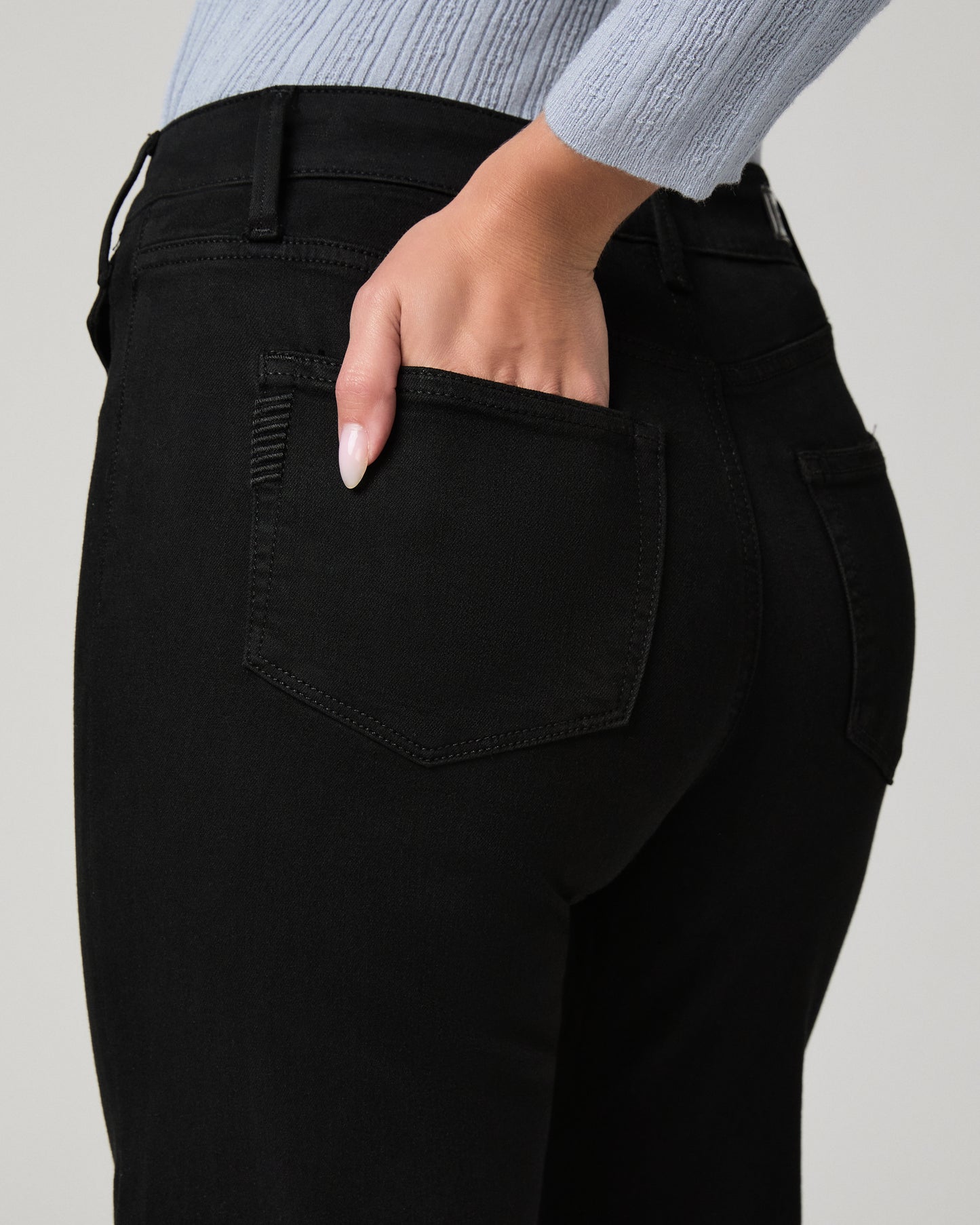 Leenah W Mini Flap Pockets - Black Shadow 23