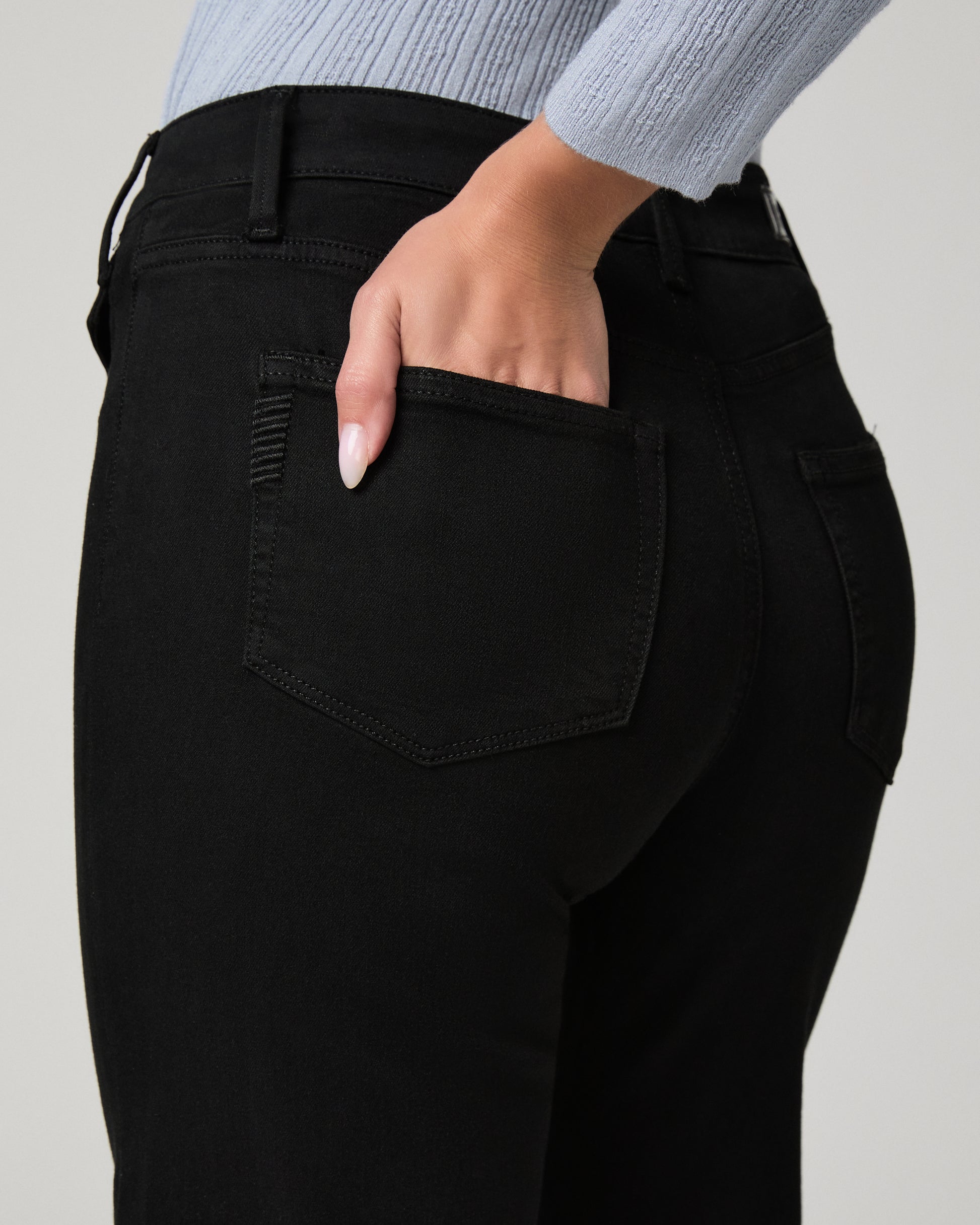Leenah W Mini Flap Pockets - Black Shadow 23