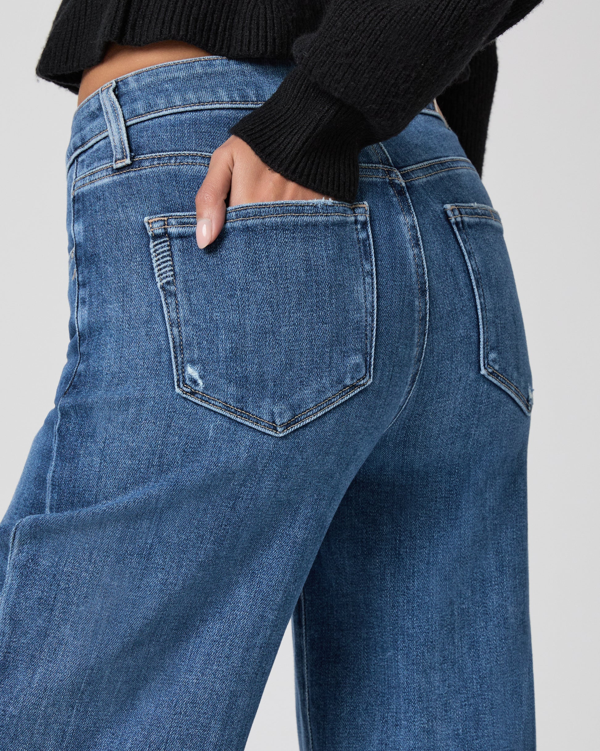 Tatum 32 Inch Wide Leg Jean - Bookshelf 23