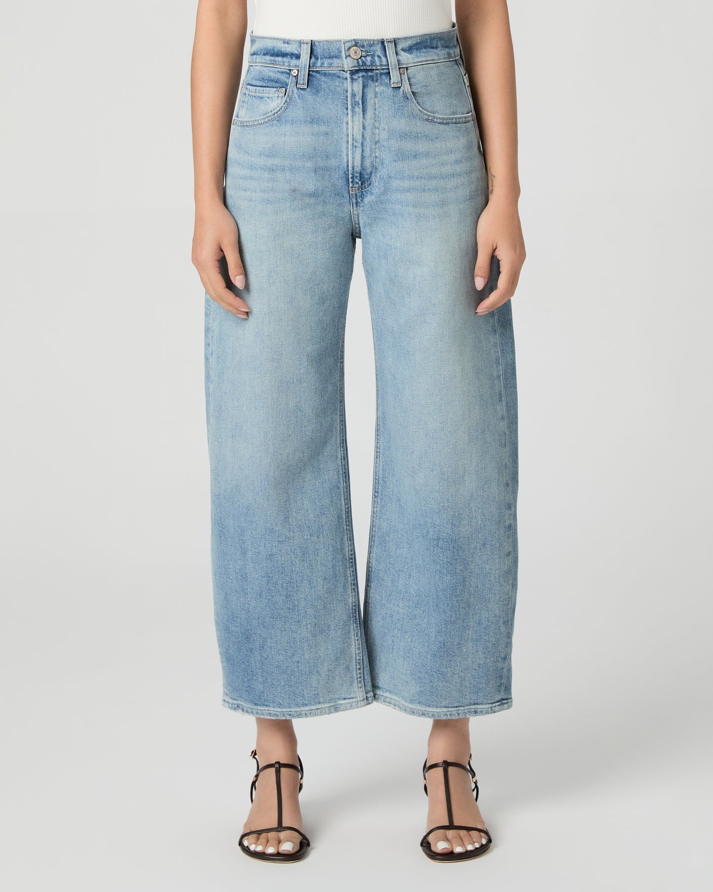 Arellia Ankle Petite Barrel Leg Jean - Audubon 23