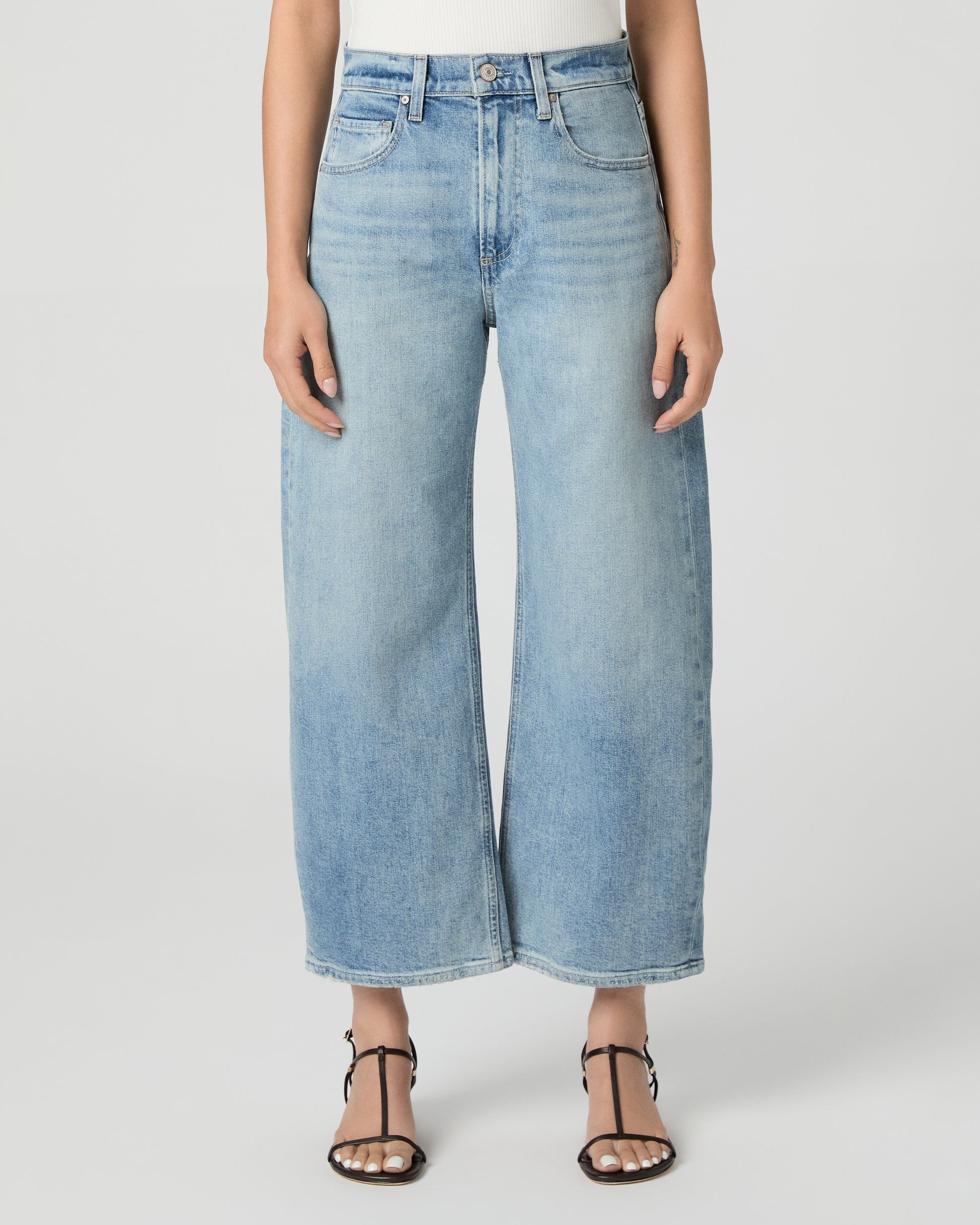 Arellia Ankle Petite Barrel Leg Jean - Audubon 23