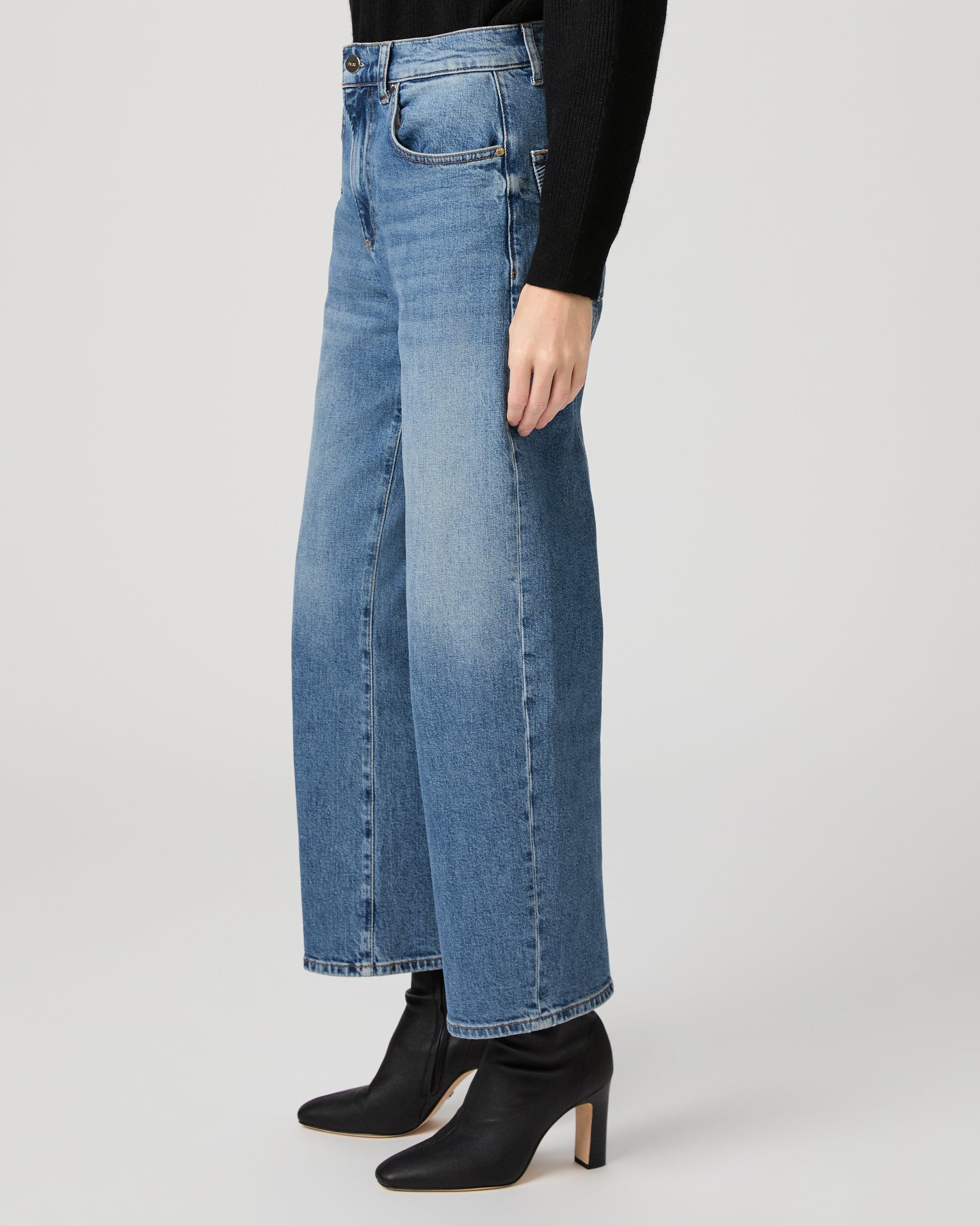 Arellia Ankle Barrel Leg Jean - Keystone 23