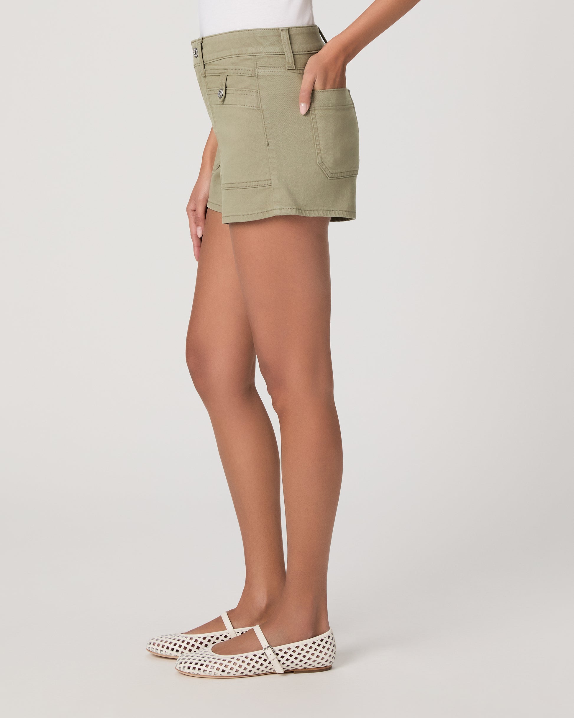 Fallon Short - Vintage Oak Moss 23