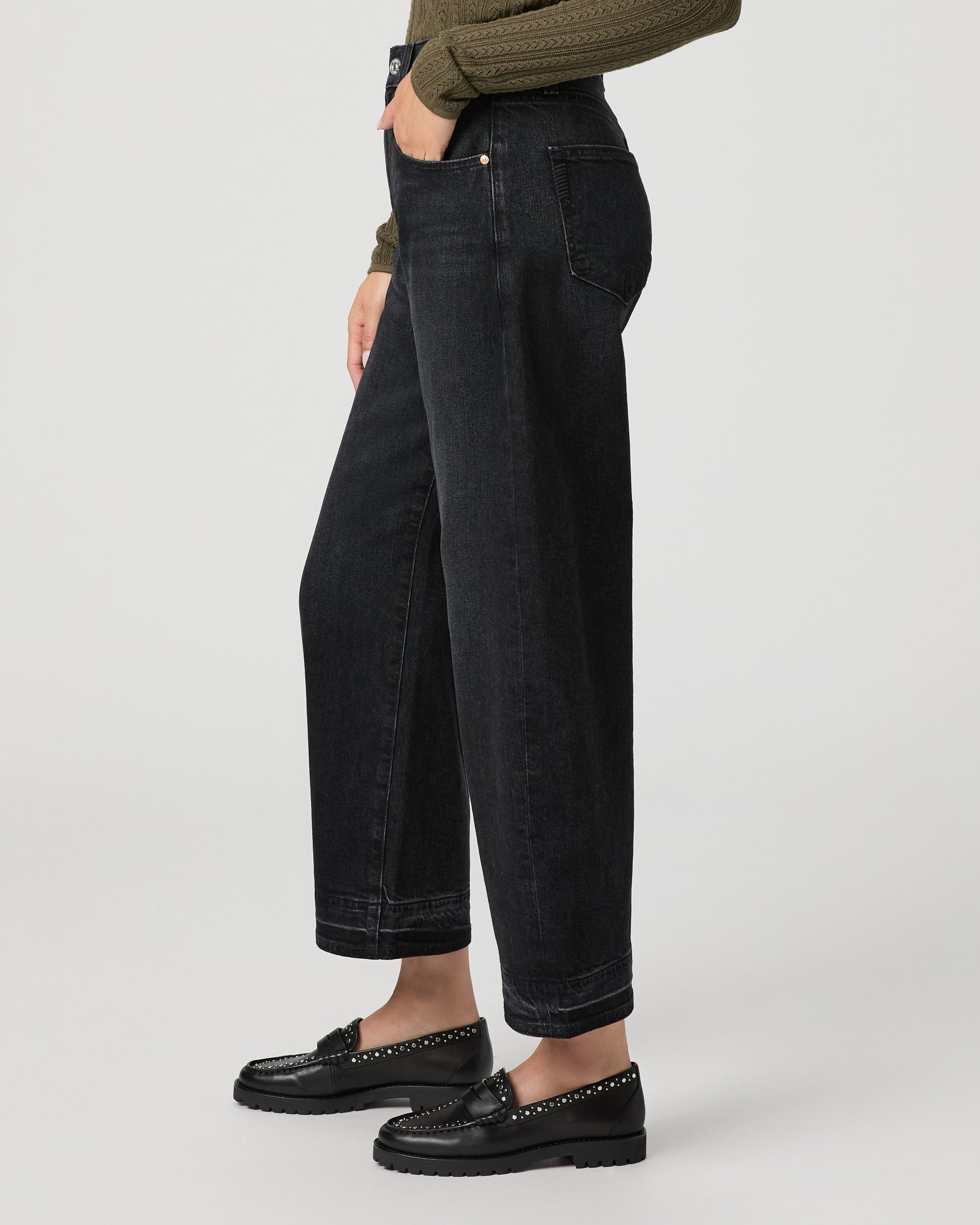 Arellia Ankle Petite Barrel Leg Jean - Black Void 23