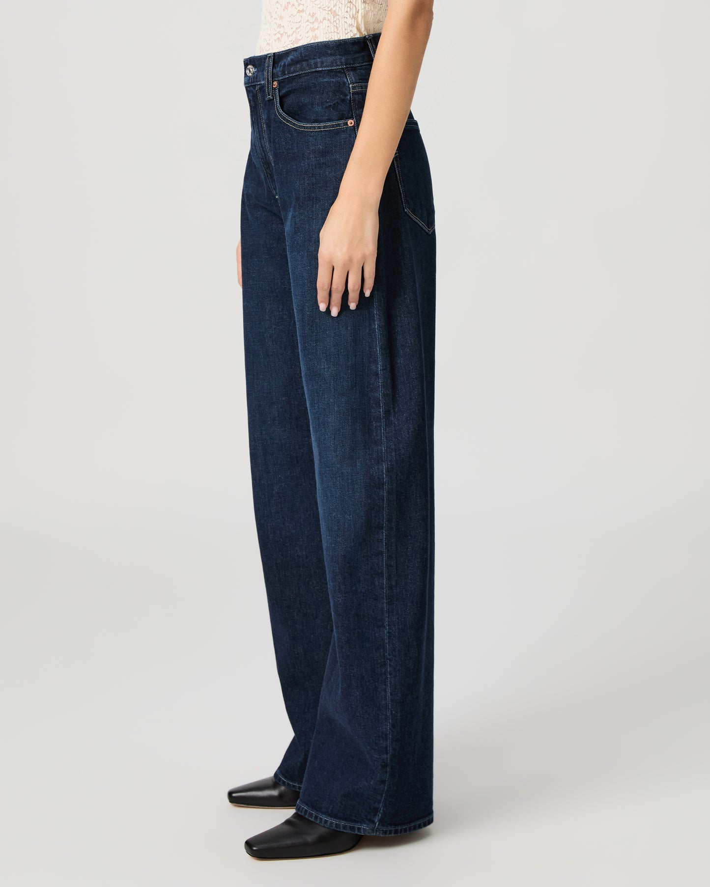 Arellia 32 Inch Barrel Leg Jean - Dwell 23