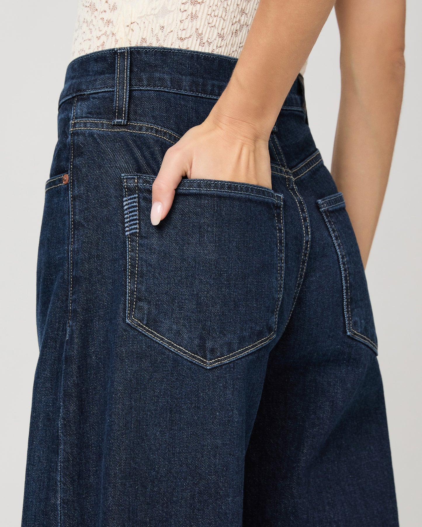 Arellia 32 Inch Barrel Leg Jean - Dwell 23