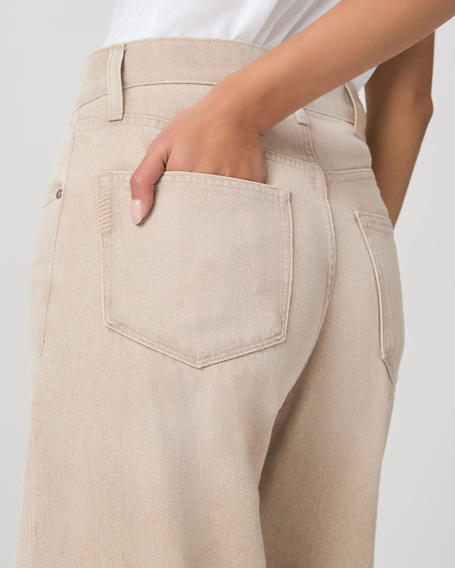 Arellia 32 Inch Barrel Leg Jean - Soft Sepia 23