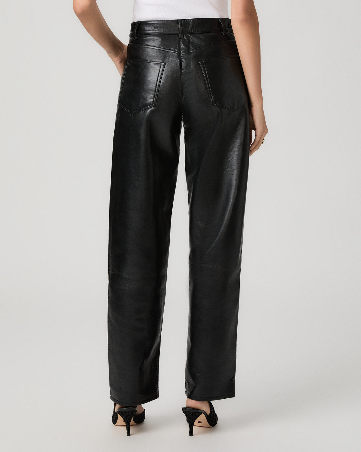 Emilie 31in W Novelty Wb - Black 23