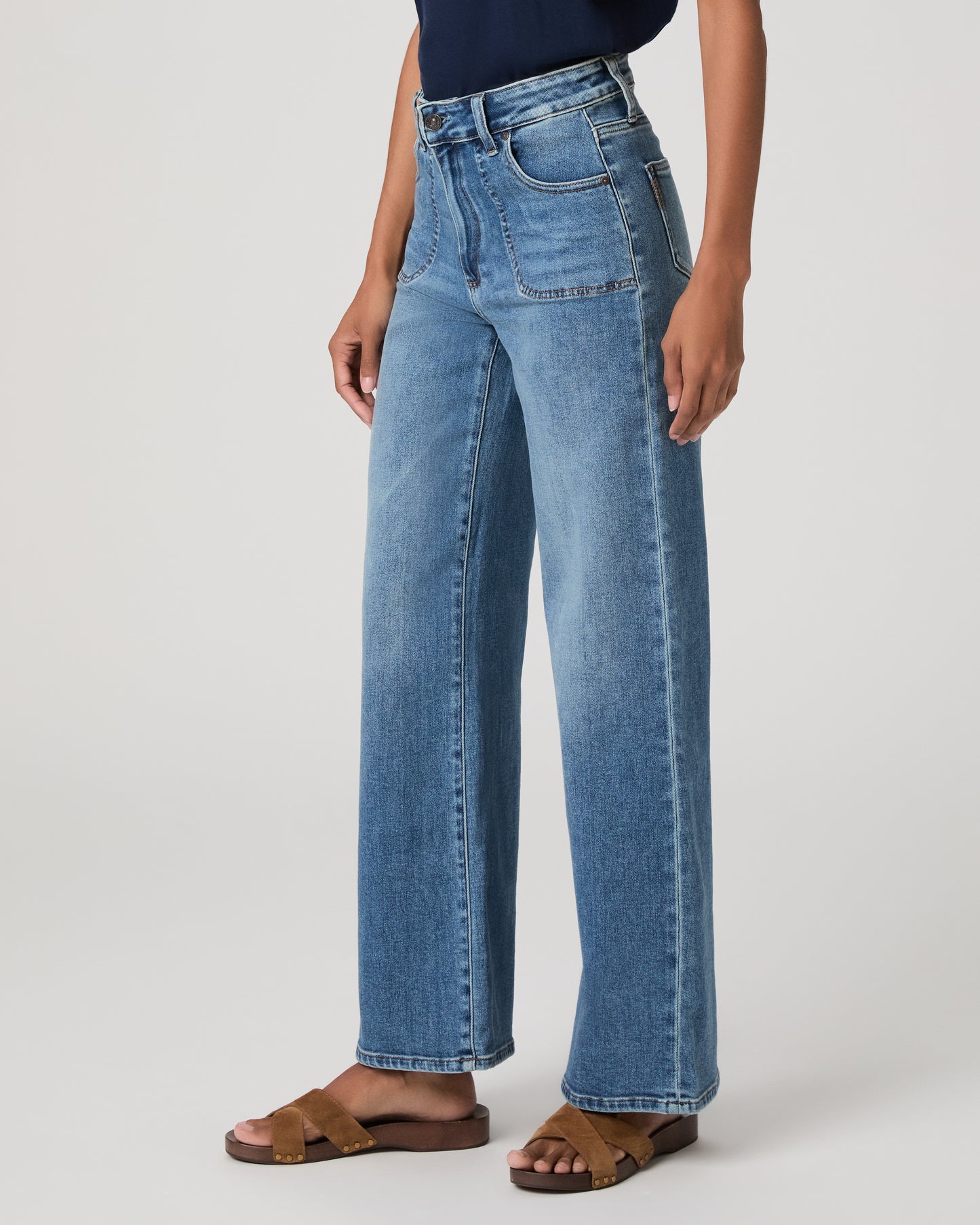 Anessa 31in With Rounded Stitch Thru Pckts - Monrovia 23