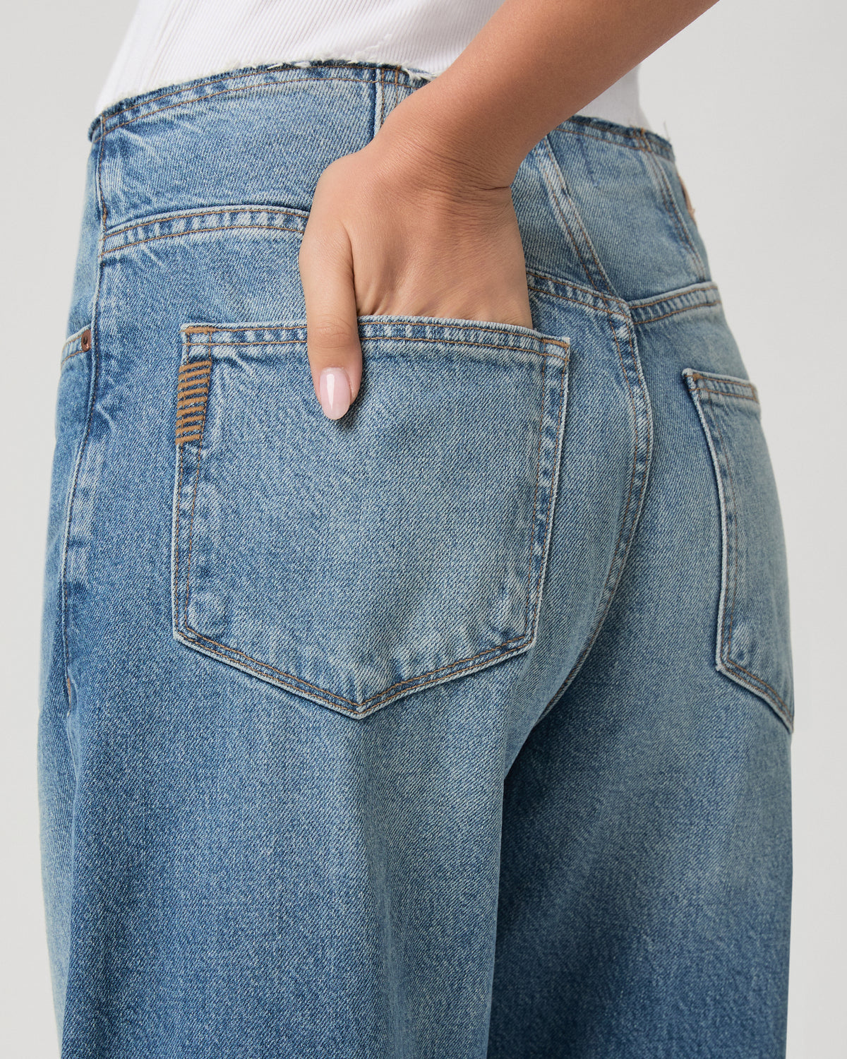 Arellia Skimmer W Raw Edge Waistband - Morning Rays 23