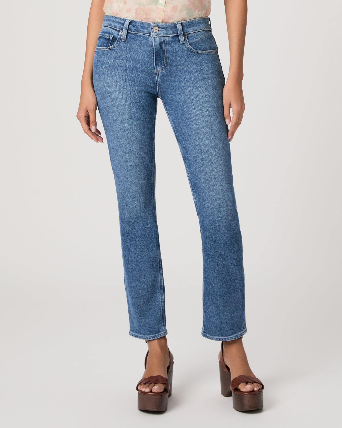 Amber Straight Jean - Saint Martin 23