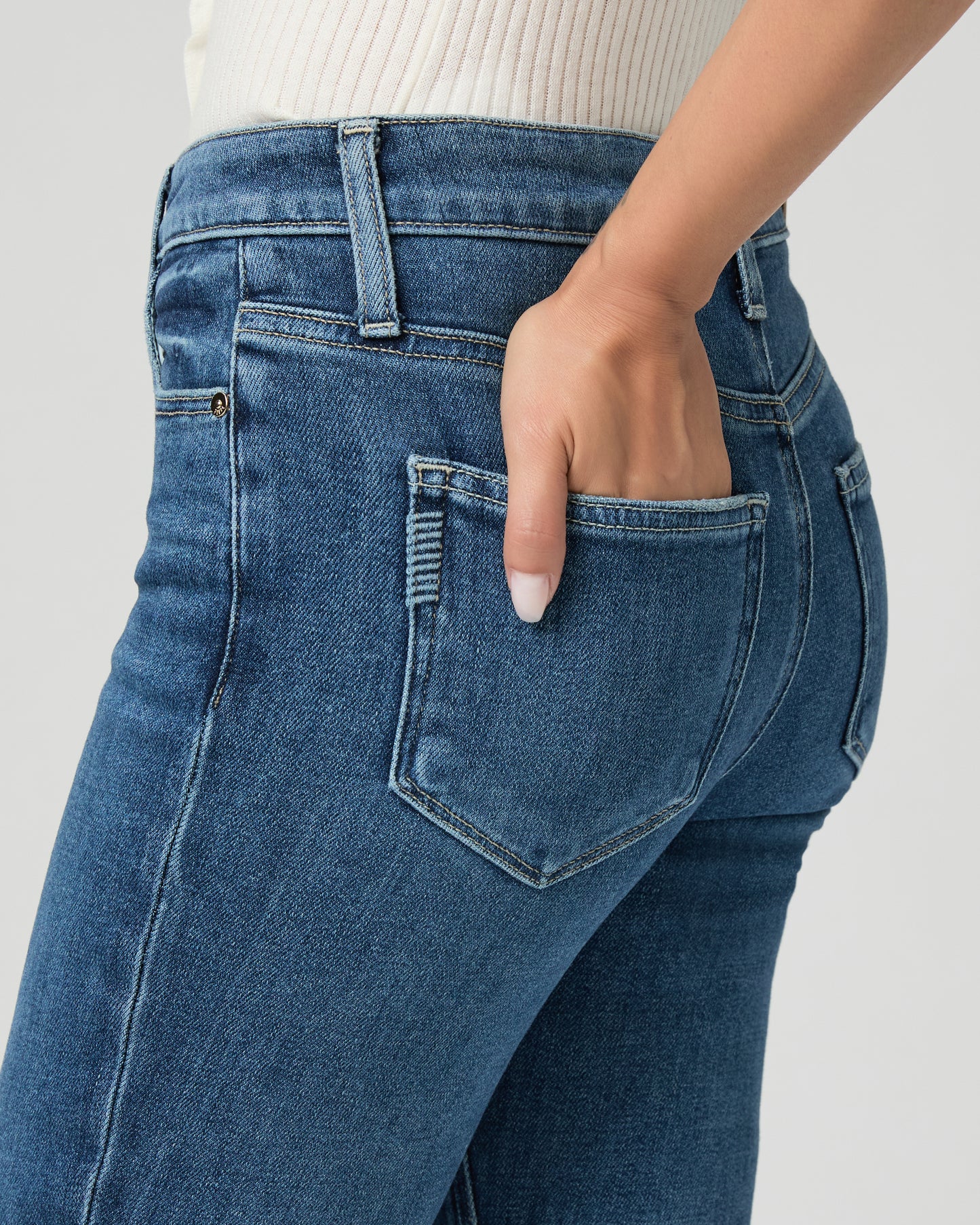 Cindy Petite Straight Jean - Arpeggio