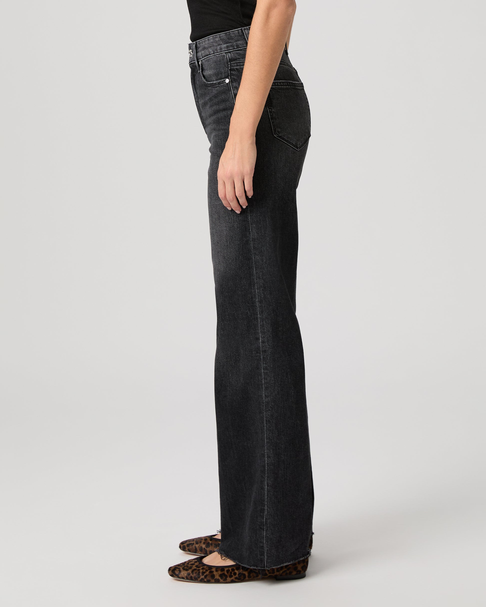 Anessa 31 Inch Wide Leg - Viper Black Distressed 23