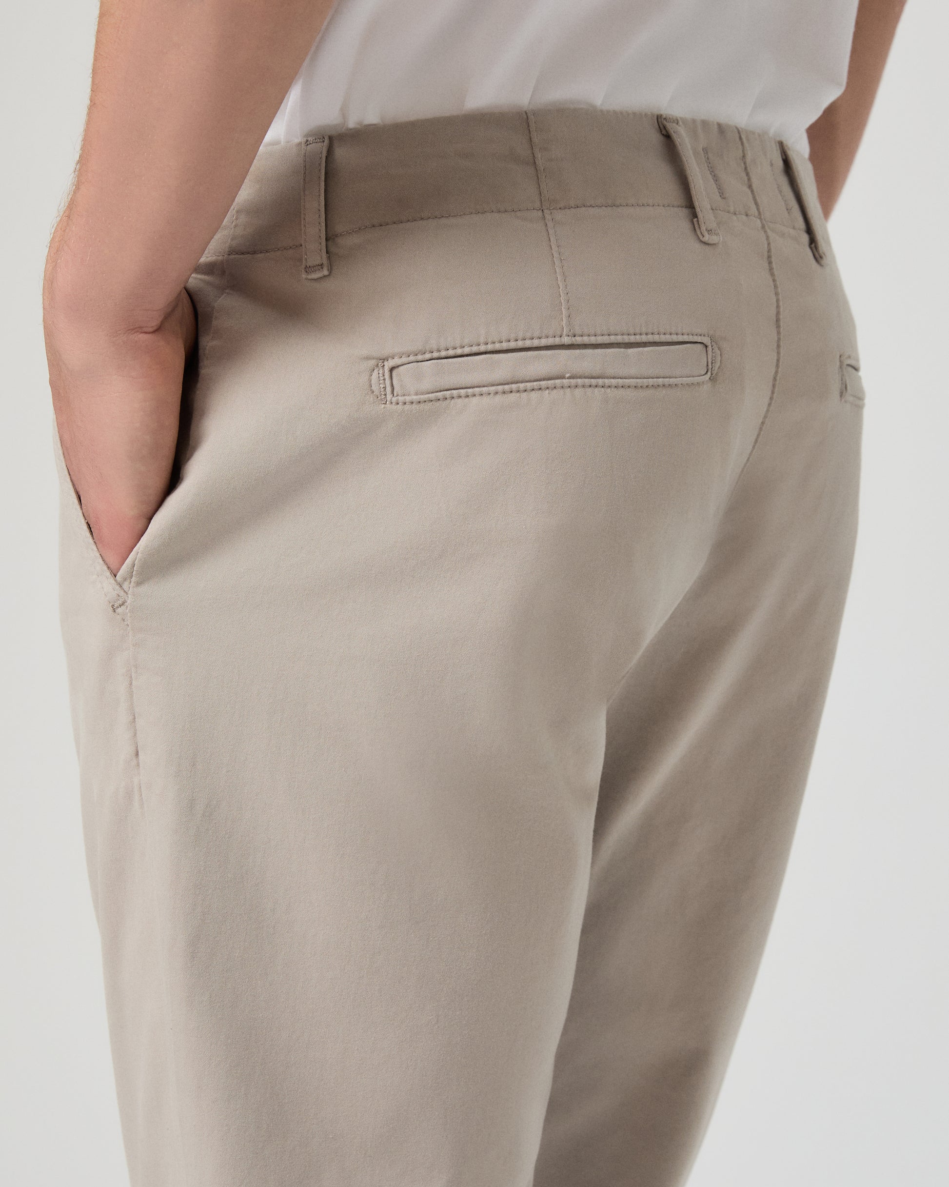 Vincent Straight Chino - Fresh Oyster 28