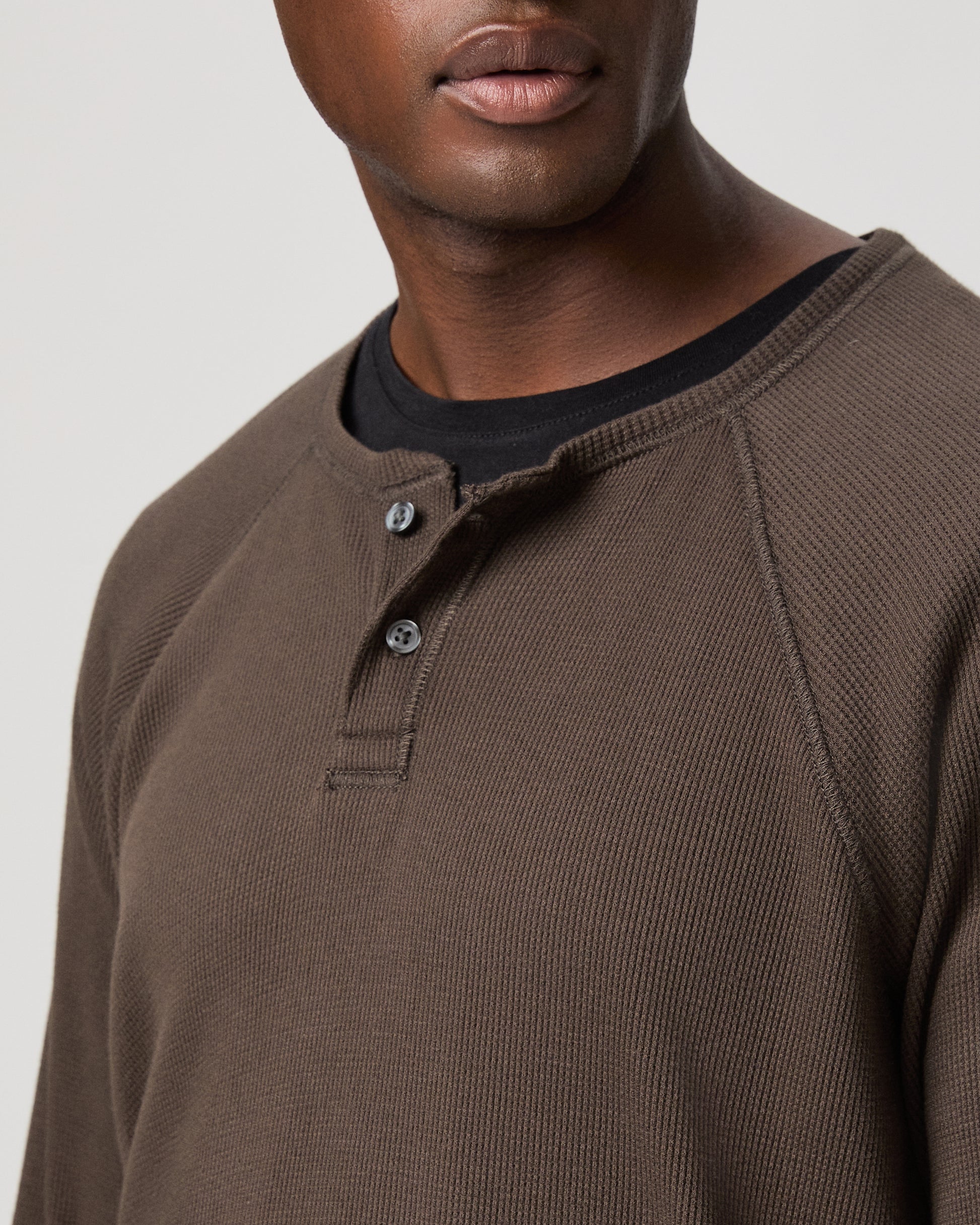 Abaroa Henley - Deep Oak S