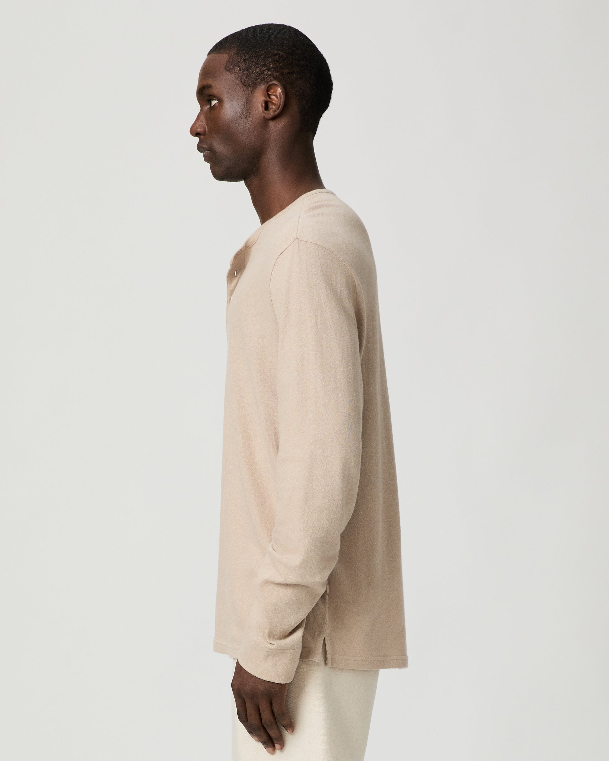 Kelani Henley - Mocha Cream S